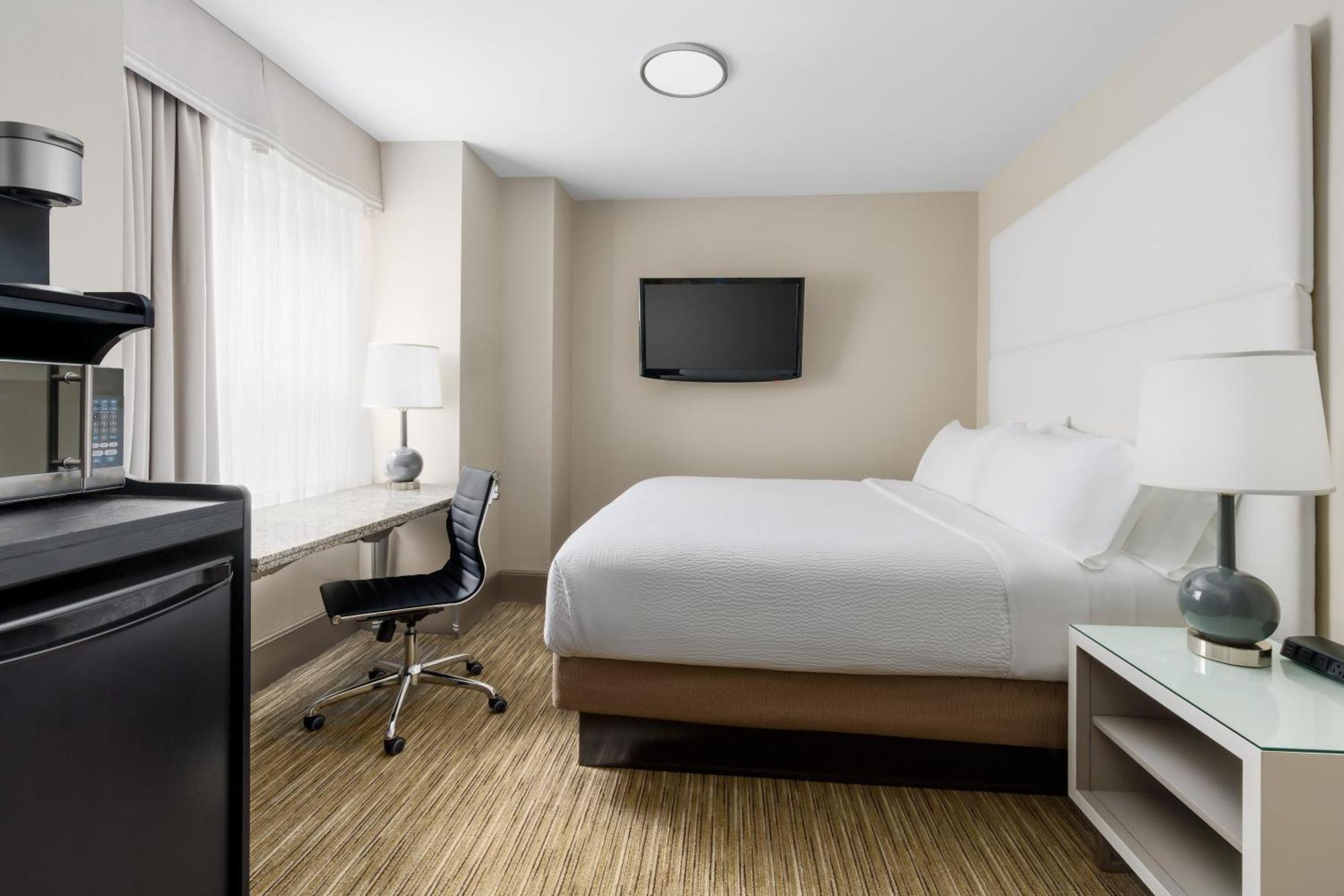 Holiday Inn Express Chicago - Magnificent Mile By Ihg Eksteriør bilde