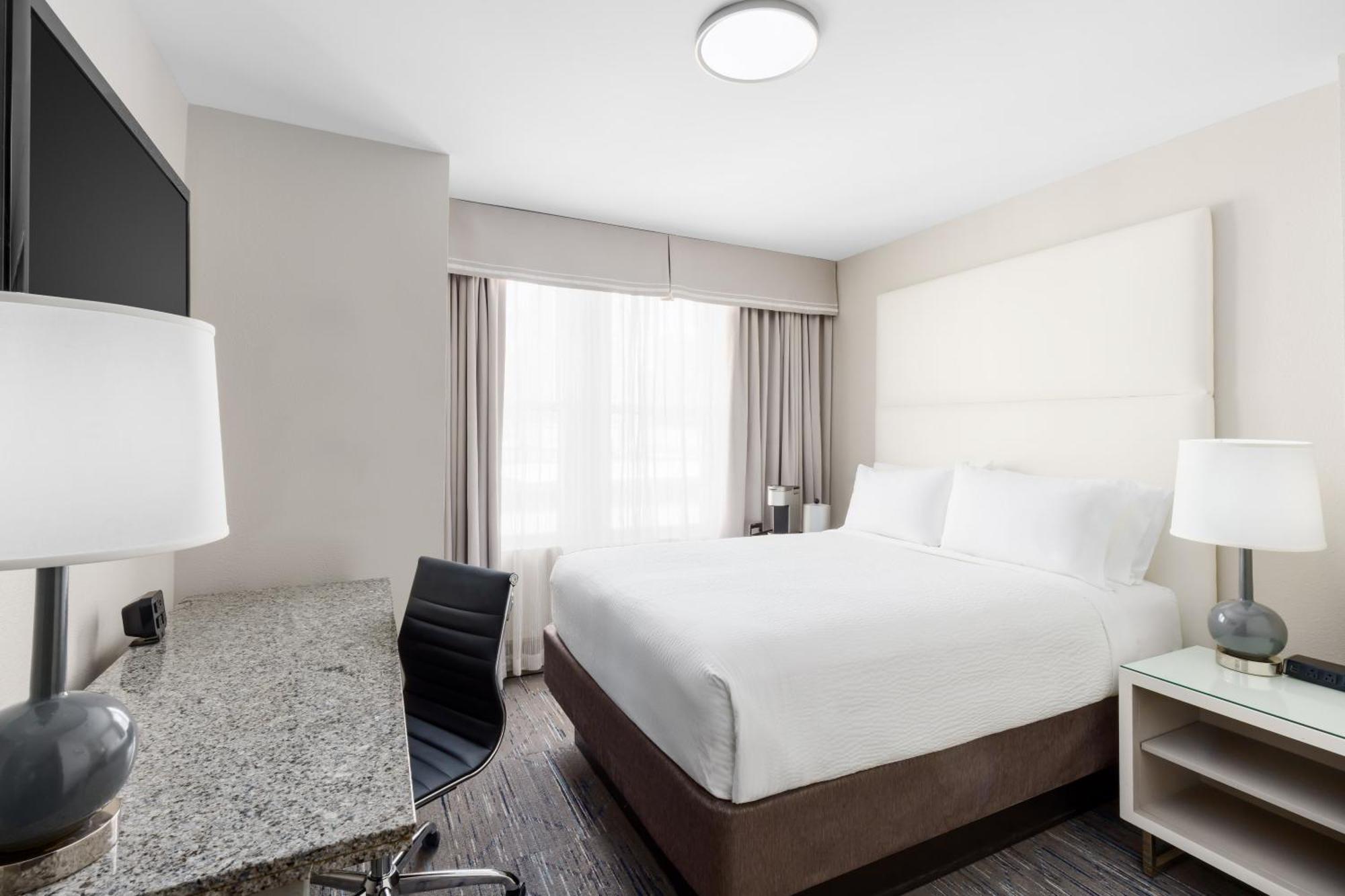 Holiday Inn Express Chicago - Magnificent Mile By Ihg Eksteriør bilde