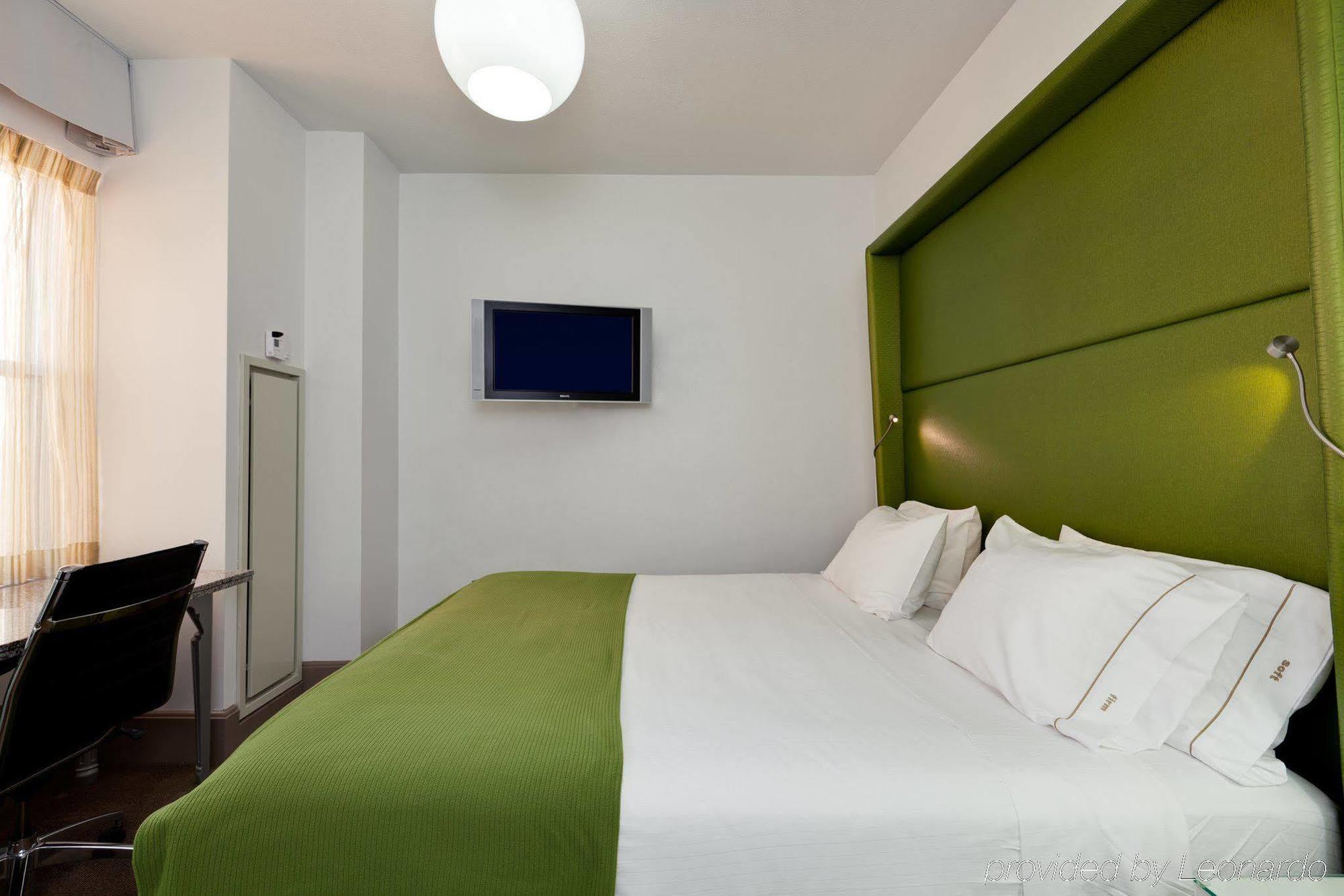 Holiday Inn Express Chicago - Magnificent Mile By Ihg Eksteriør bilde