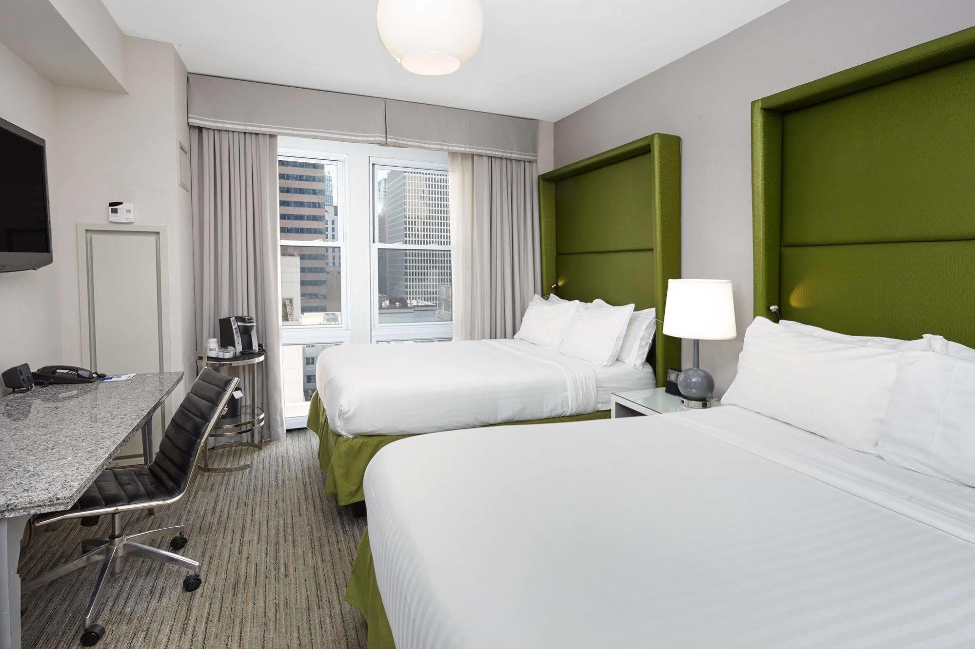 Holiday Inn Express Chicago - Magnificent Mile By Ihg Eksteriør bilde