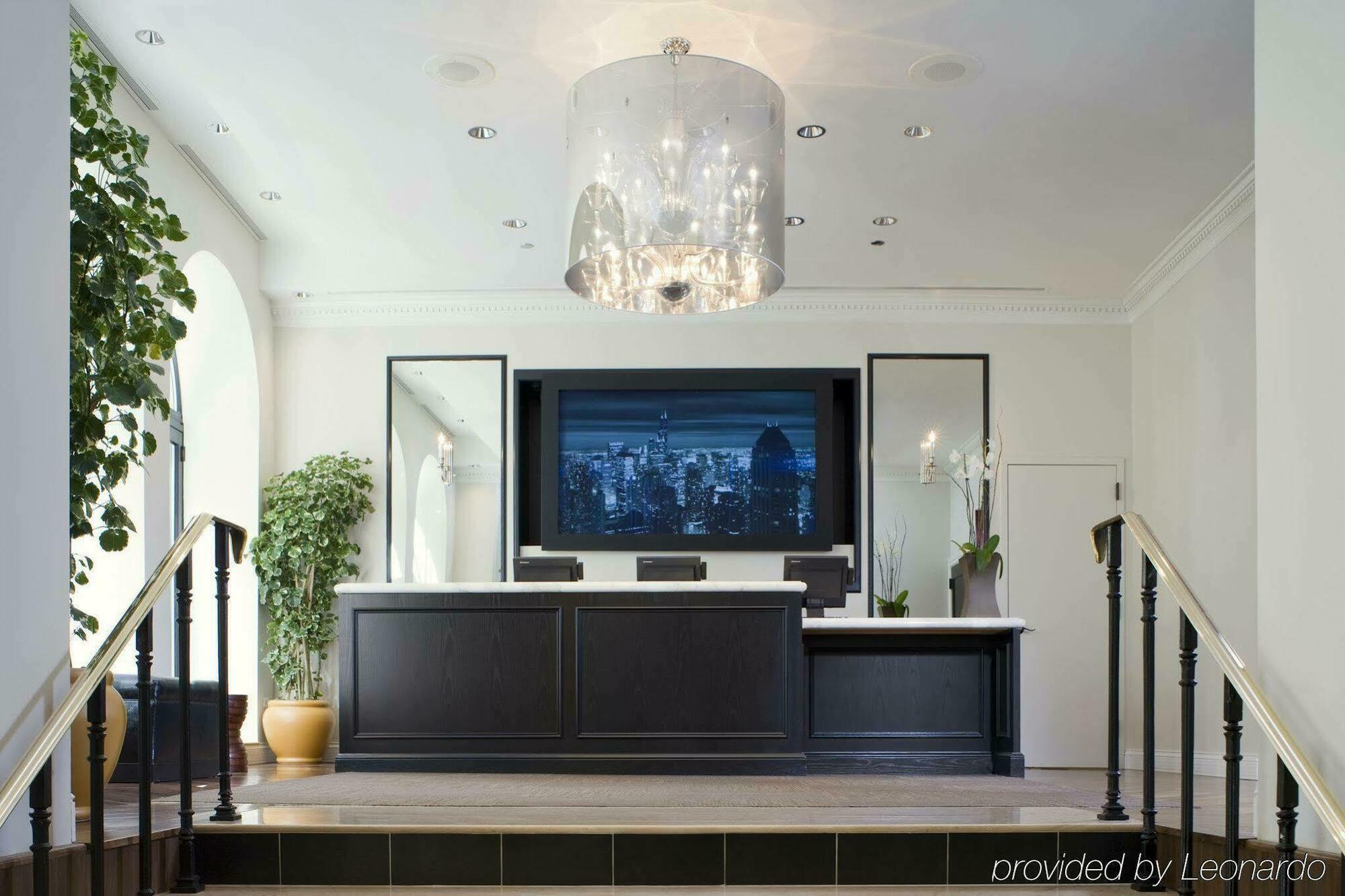 Holiday Inn Express Chicago - Magnificent Mile By Ihg Eksteriør bilde