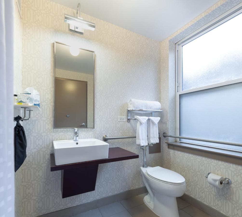 Holiday Inn Express Chicago - Magnificent Mile By Ihg Eksteriør bilde
